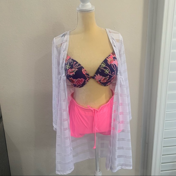 Alexa& Stella Kimono - Picture 7 of 8